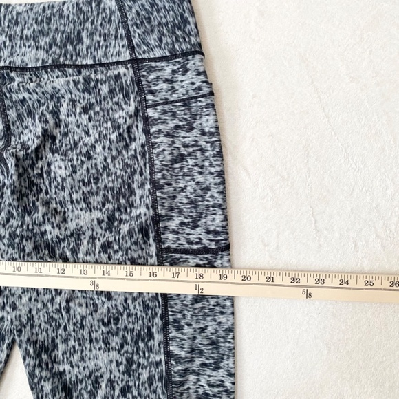 Victoria's  Secret Knockout Tight/Legging Ko Tighi Black/Gray Women's SZ X-Large - Picture 9 of 10